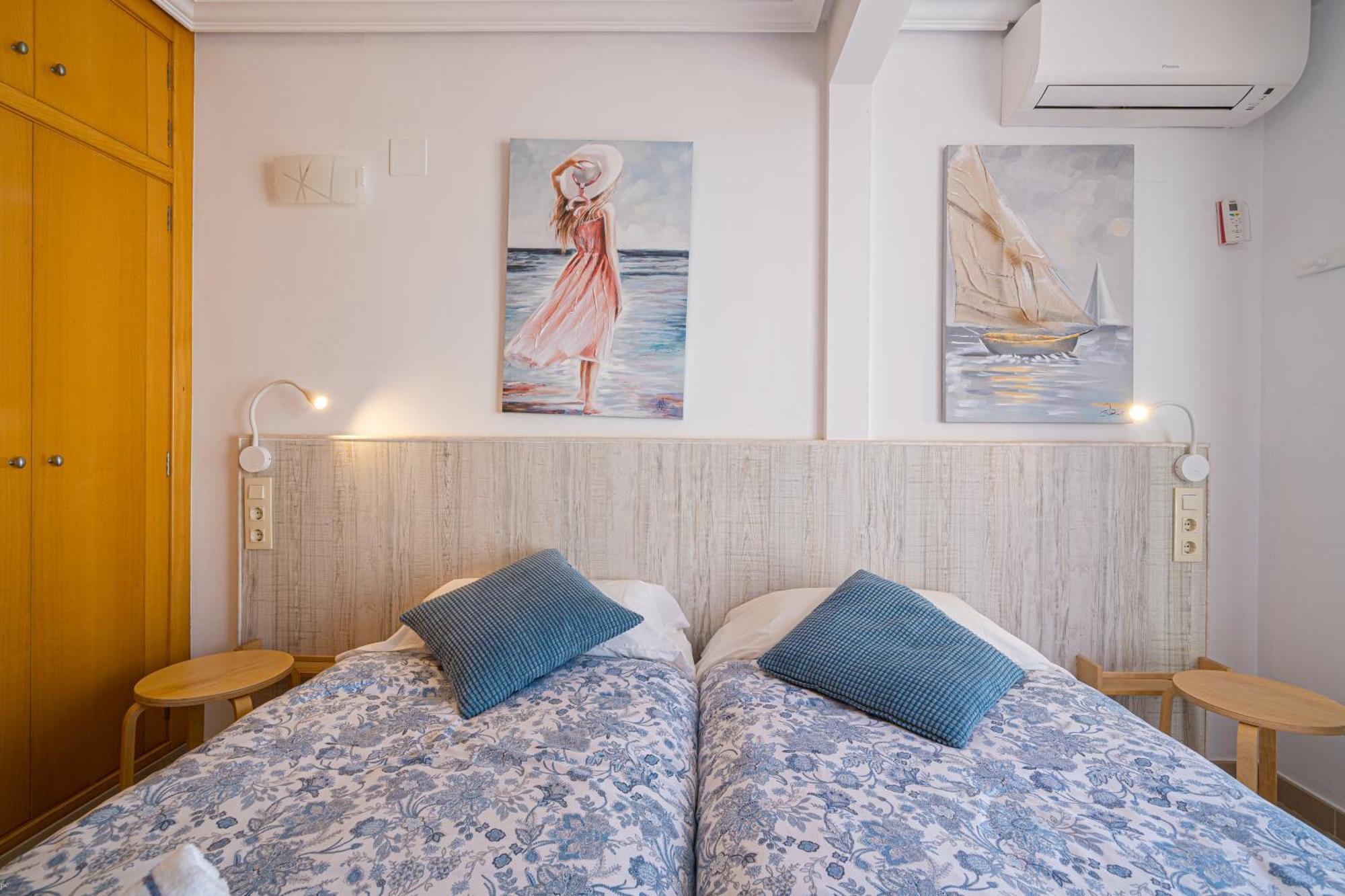 Front Line Apartment Jakarta 2 El Campello Εξωτερικό φωτογραφία