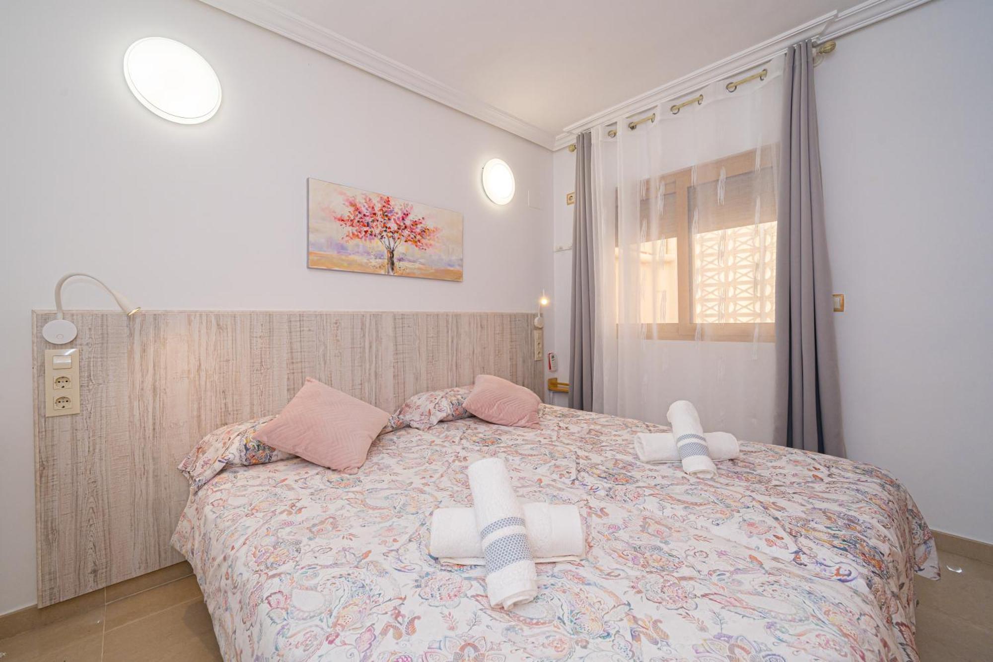 Front Line Apartment Jakarta 2 El Campello Εξωτερικό φωτογραφία