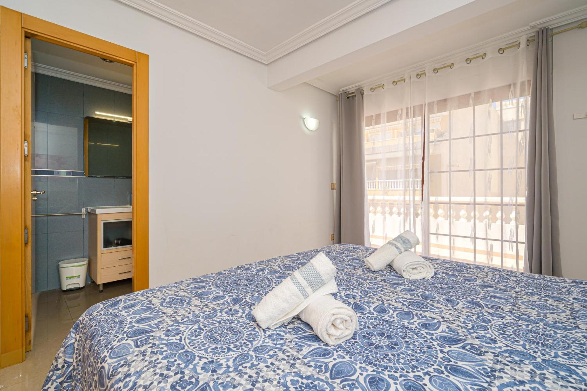 Front Line Apartment Jakarta 2 El Campello Εξωτερικό φωτογραφία